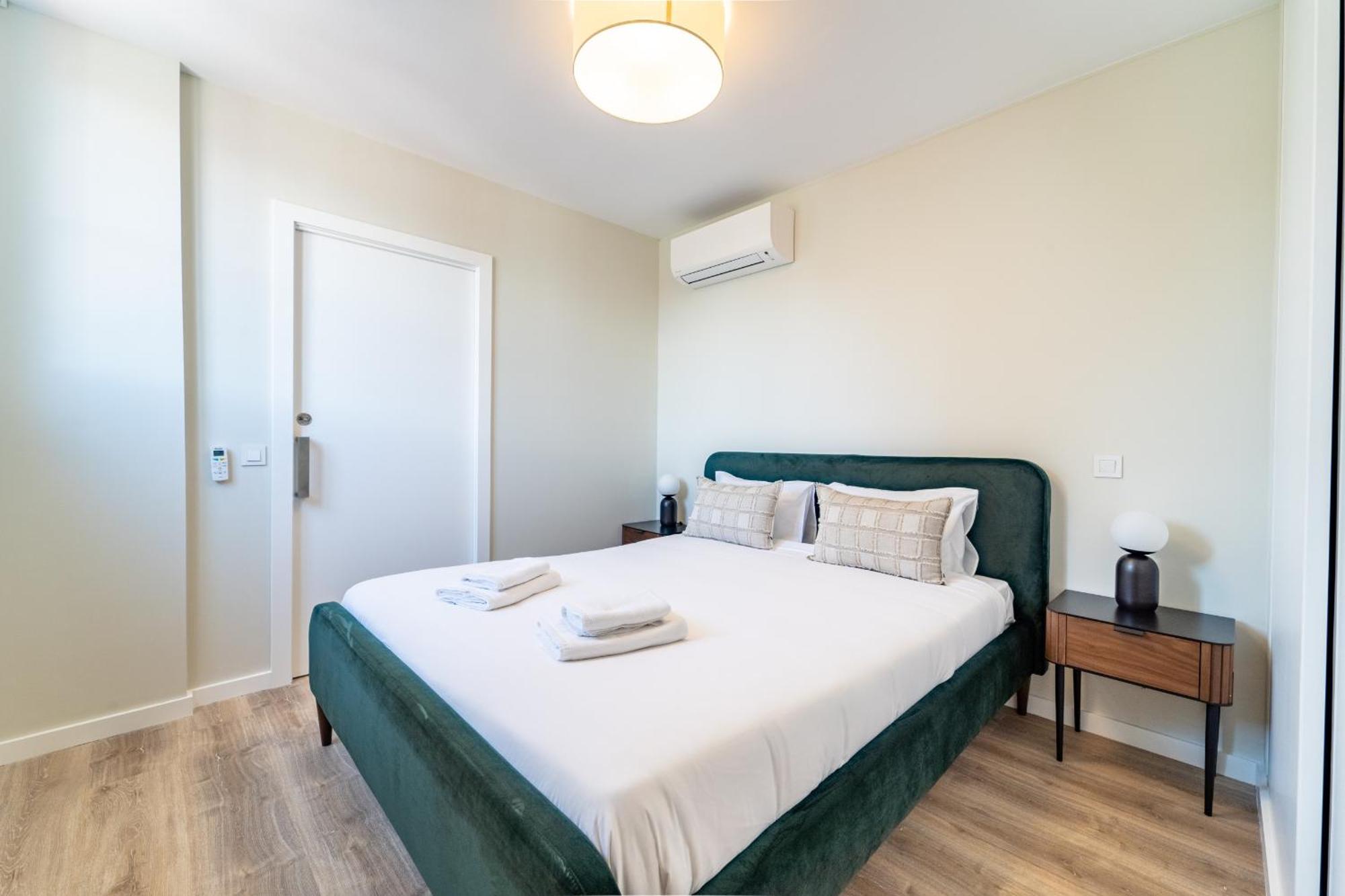 On The Square Flat - City Center By House And People Braga Ngoại thất bức ảnh